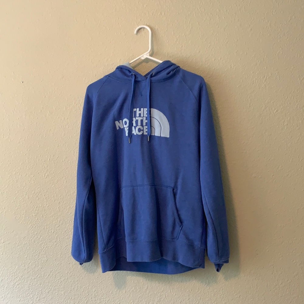 This is a nice great quality North face sweatshirt